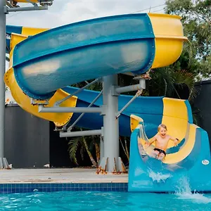 https://nobby-beach-holiday-village.queenslandhotels.net