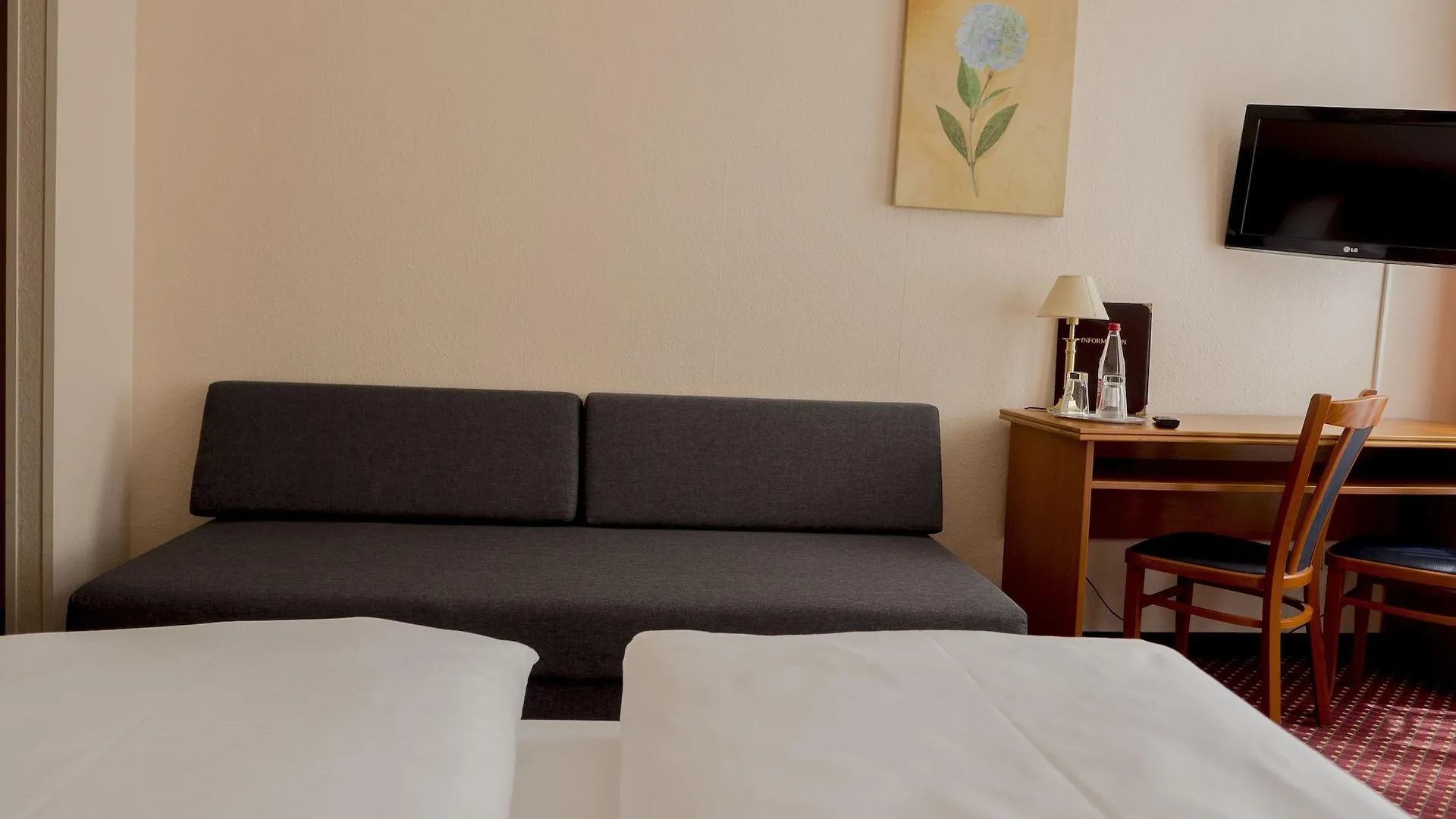 Hotel Lumen Am Hauptbahnhof Hamburg