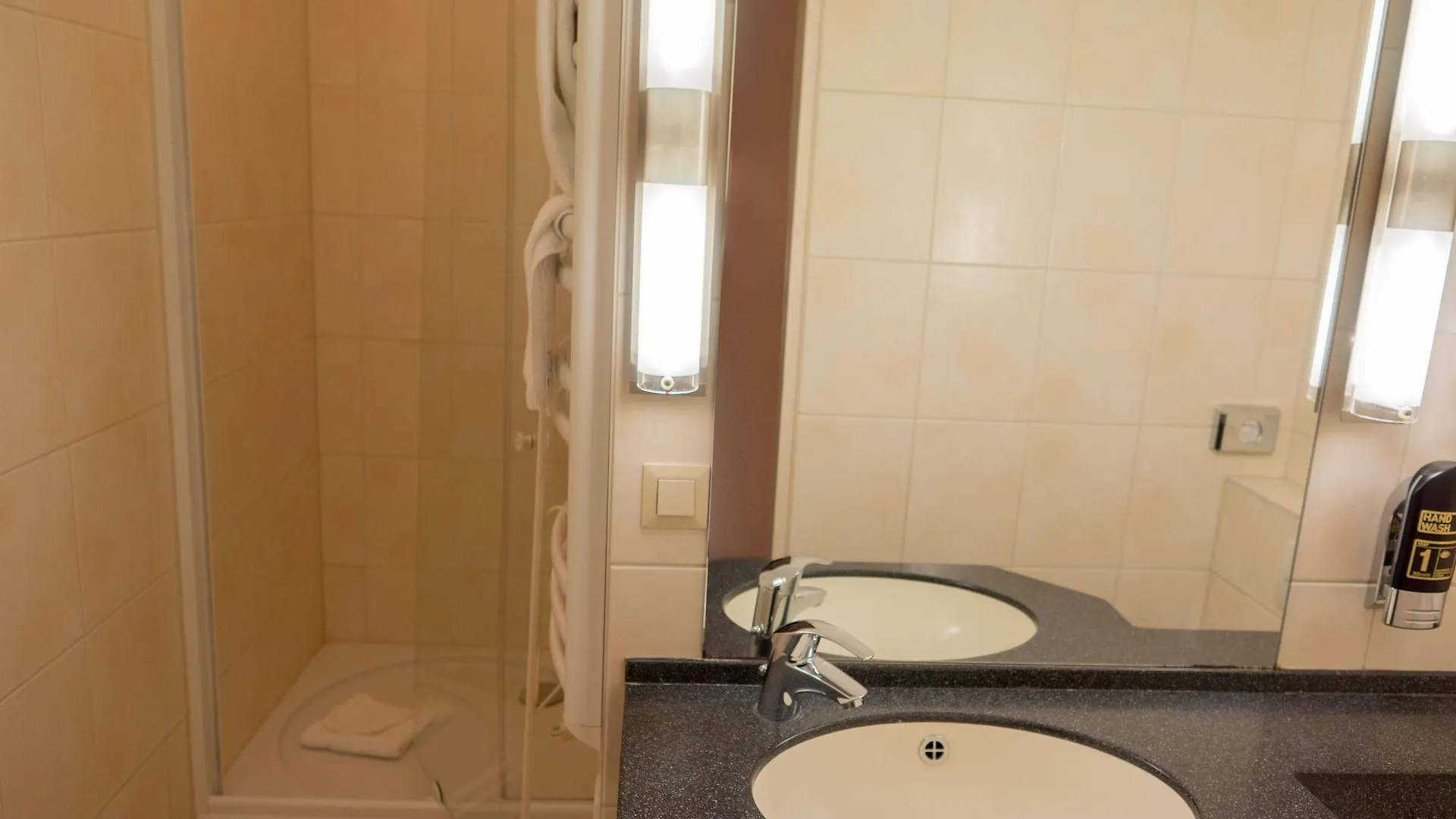 Hotel Lumen Am Hauptbahnhof Hambourg