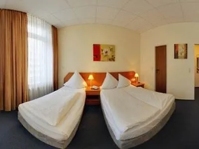 Hotel Lumen Am Hauptbahnhof Hamburg